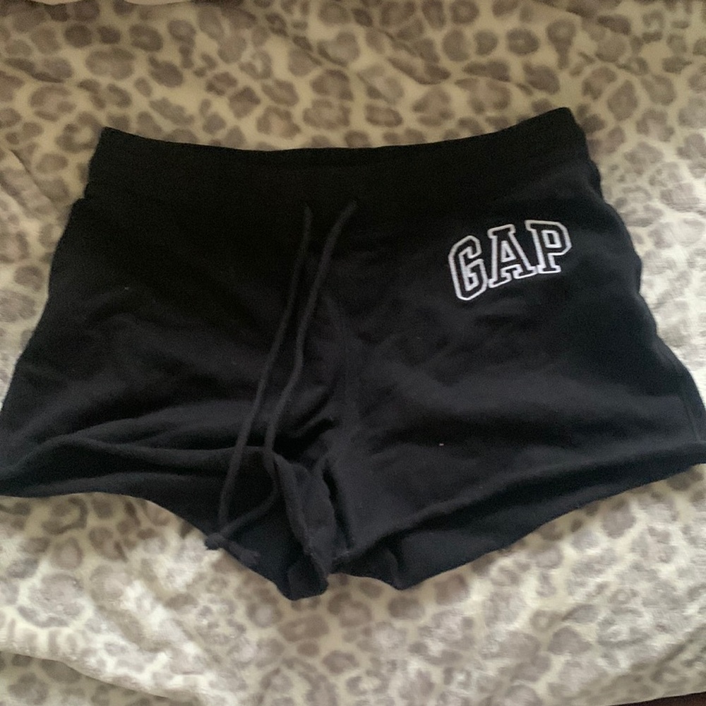 Gap sweatshorts